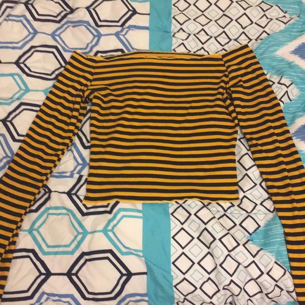 Black and yellow striped crop top